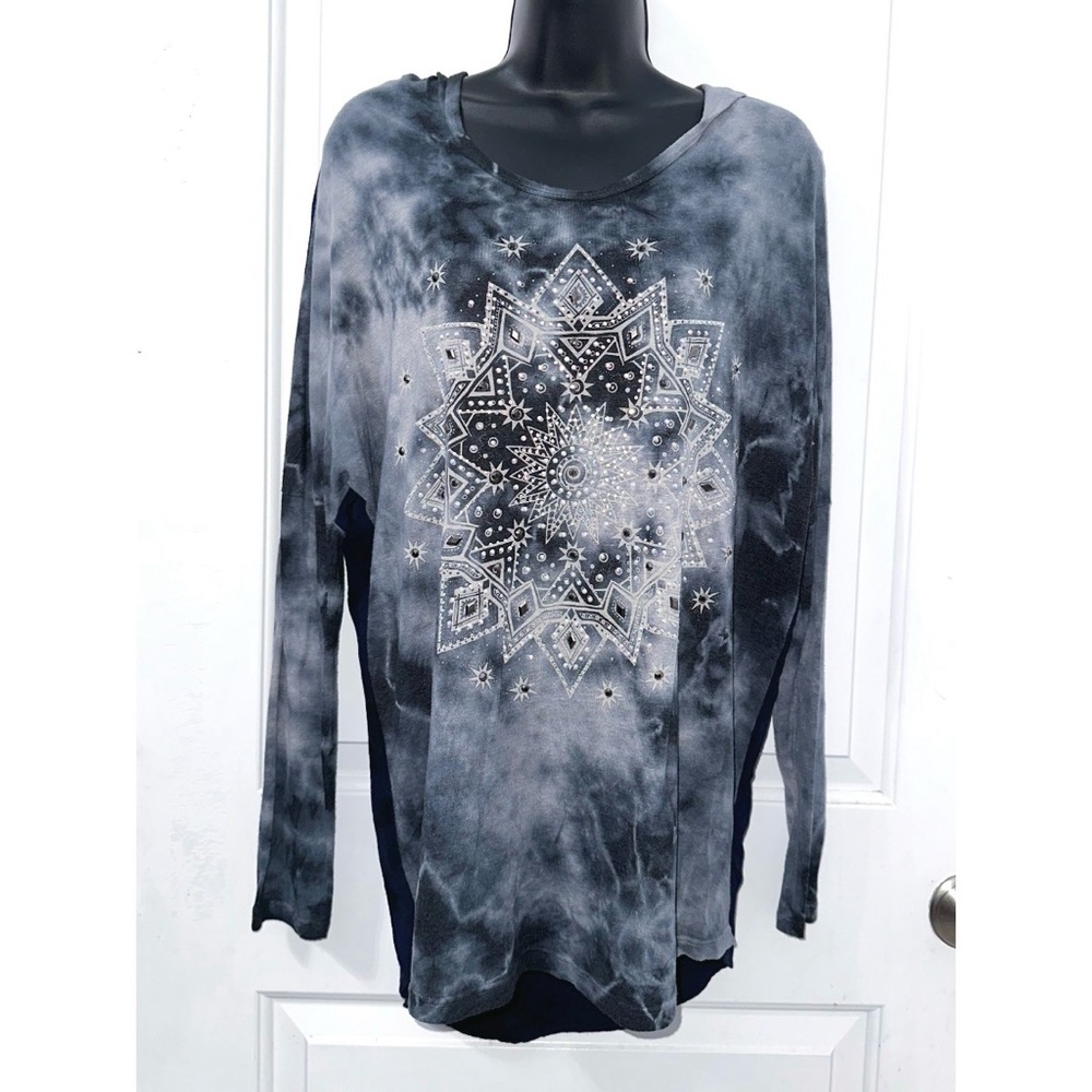 Vocal California dark blue tie-dye pattern & crystal-embellished mandala graphic